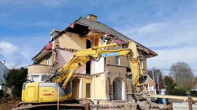 Démolition du restaurant Les Roses , à Mouscron
