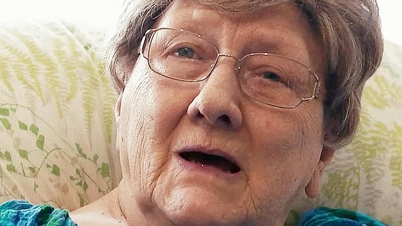 Gestorben wird Morgen - Trailer (Deutsche UT) HD