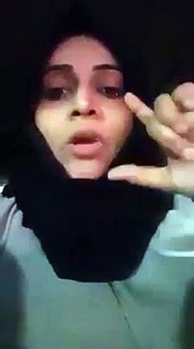 Indian Girls Salutes Imran Khan & Slams Indian Media