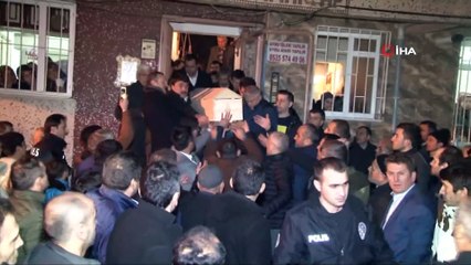 Hırsızlık için girdikleri evde 2 kişiyi öldürdüler