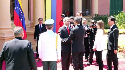 Guaidó volvió a Venezuela y fue aclamado por miles de opositores