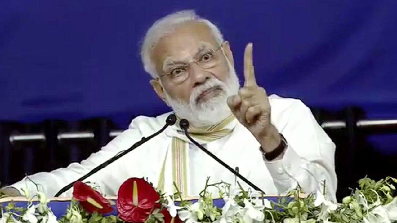PM Modi ने Pakistan को ललकारा, कहा 'चुन चुन कर हिसाब लूंगा और घर में घुसकर मारेंगे' | वनइंडिया हिंदी