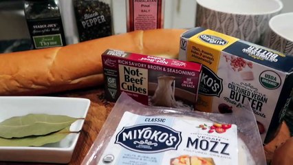 French Onion Soup - VEGAN - Easy Cheesy!