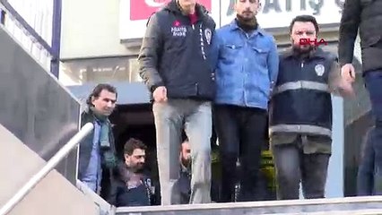 Beyoğlu’ndaki yangın; kavga ettiği arkadaşlarını korkutmak için evi ateşe vermiş