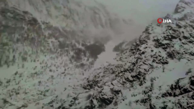 Şırnak’ta çığ düşme anı kameraya böyle yansıdı