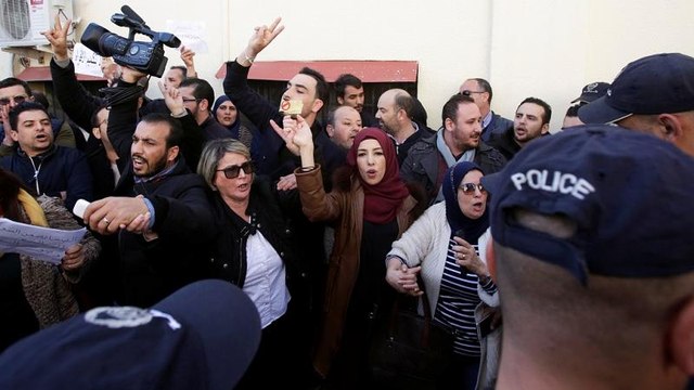 5e mandat de Bouteflika : haro des médias algériens