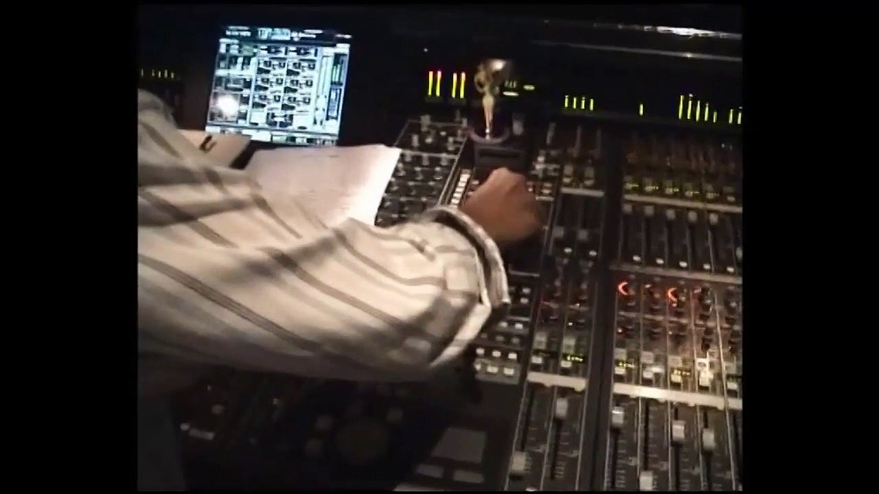 Alizée - Clip “Amélie M’a Dit” (Live)