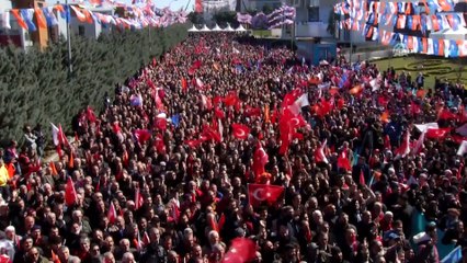 Télécharger la video: Cumhurbaşkanı Erdoğan: Biz size efendi olmaya değil hizmetkar olmaya geldik - İSTANBUL