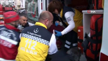 Başkent'te çıkan yangın yürekleri ağza getirdi: Dumandan etkilenenleri teker teker sırtlarında taşıdılar