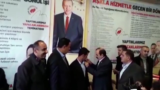 CHP'li belediye başkan adayı, AK Parti'ye geçti - HAKKARİ