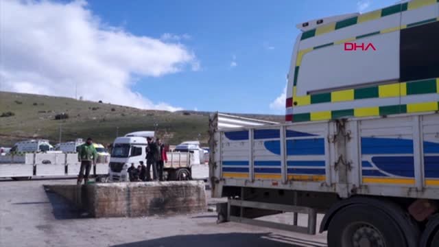Hatay Katar'dan Suriye'ye 16 Ambulans Desteği