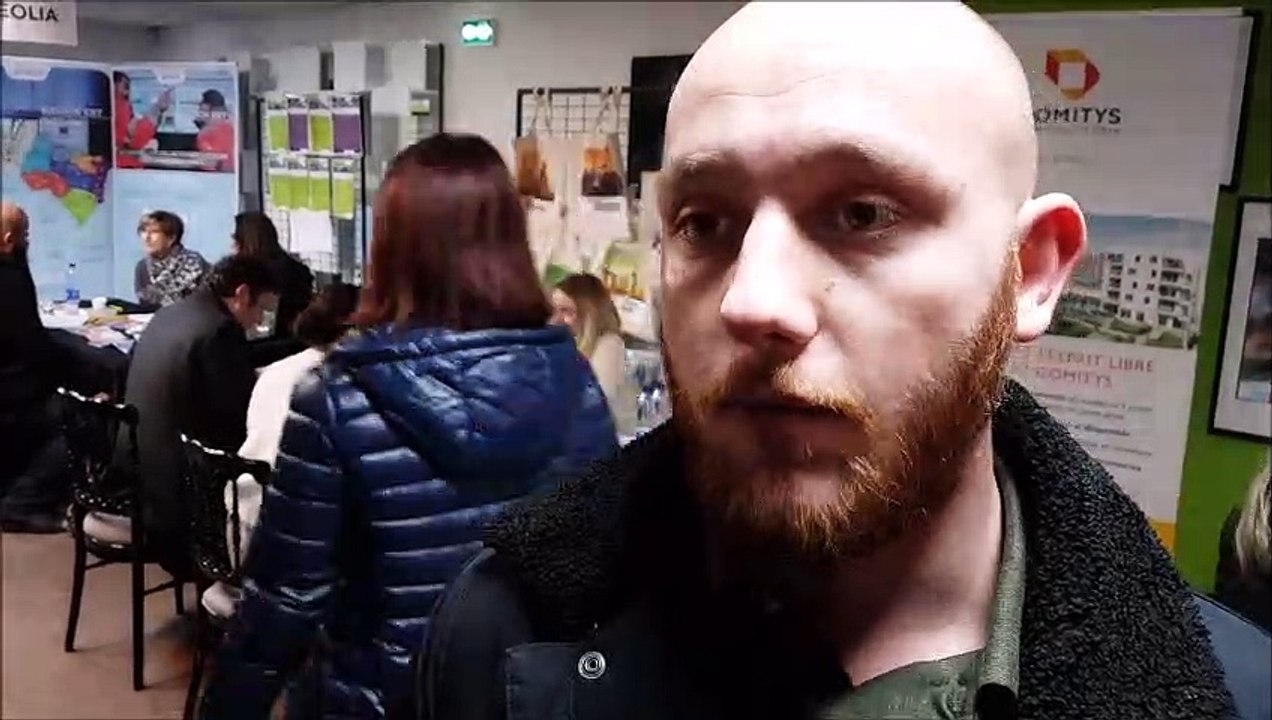 5ème forum de l’emploi au stade Saint-Symphorien : Nicolas Cipicchia, 26 ans, à la recherche d’un emploi dans le tourisme.