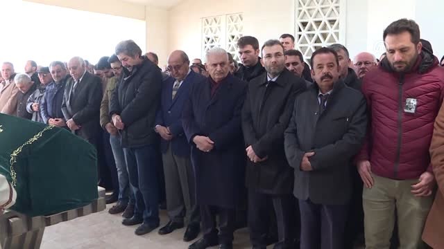 Binali Yıldırım, Cenaze Törenine Katıldı - İstanbul