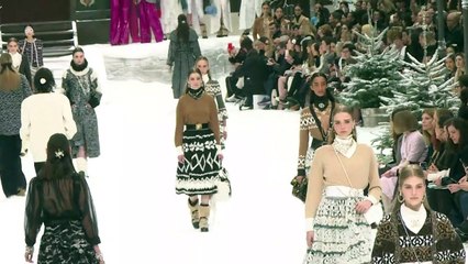 L'ombre de Lagerfeld plane sur le défilé Chanel