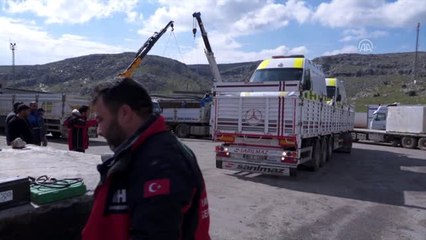 Katar'dan Suriye'ye Ambulans Desteği