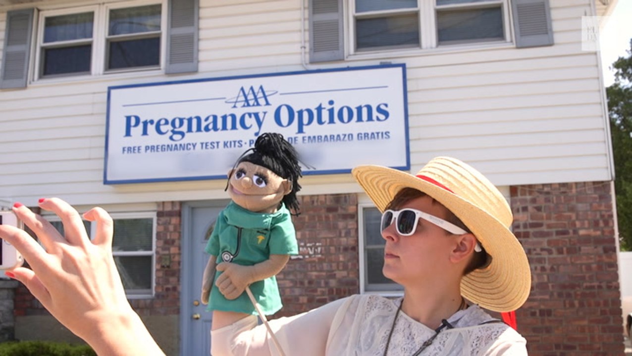 These Comedians Are Exposing Anti-Abortion Crisis Pregnancy Centers