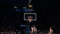 لقطة: كرة سلة: سلة دونسيس من نصف الملعب مع نهاية الوقت