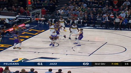 Play of the Day : Anthony Davis