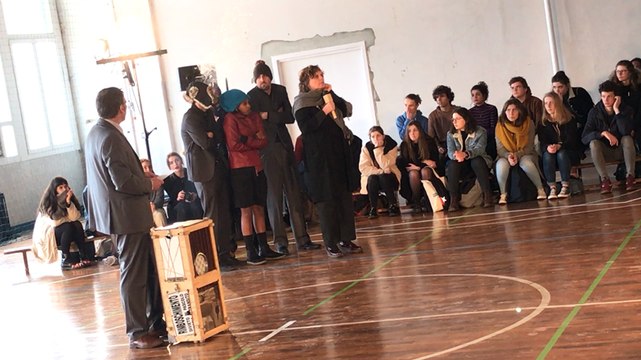 Sentiers de la Mémoire : la Cie Uz et Coutumes met en scène l’indicible des génocides