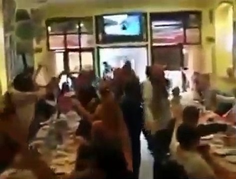 BeşiktaşınMaçıVar - Bitmesin dertler, iskime kadar. - Beşiktaşlıyız, ölene Kadar. - - Sende olmassan, bu dünyada, - Sevilecek ne var