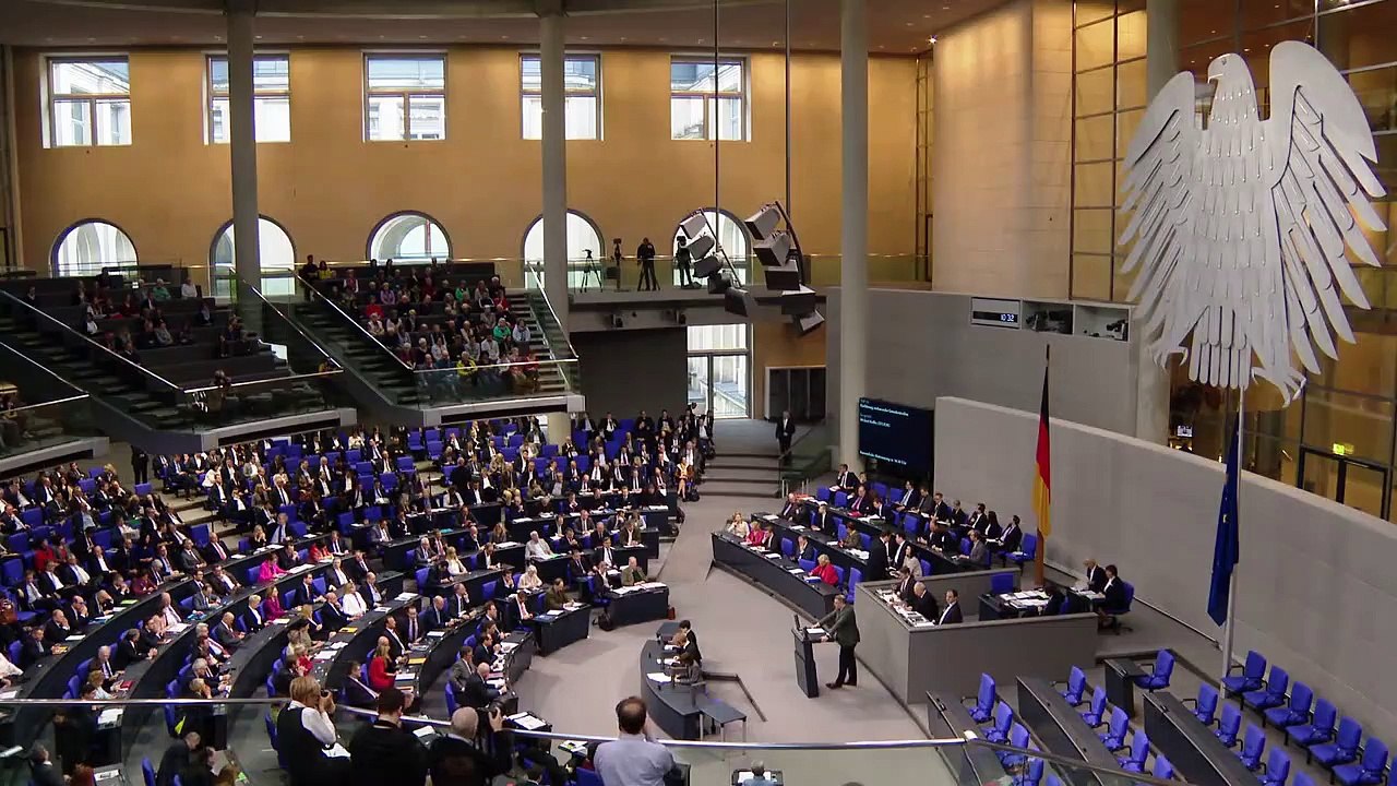 One congregation and Germany's far-right | DW Documentary