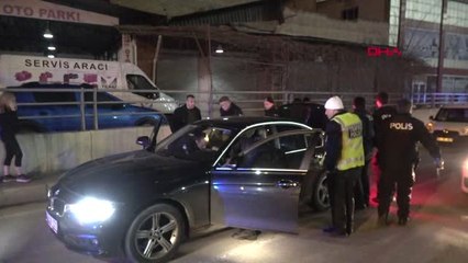 Adana - Ehliyetsiz Sürücü Lüks Otomobil ile 20 Kilometre Kaçabildi