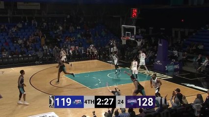Chinanu Onuaku Posts 17 points & 10 rebounds vs. Capital City Go-Go