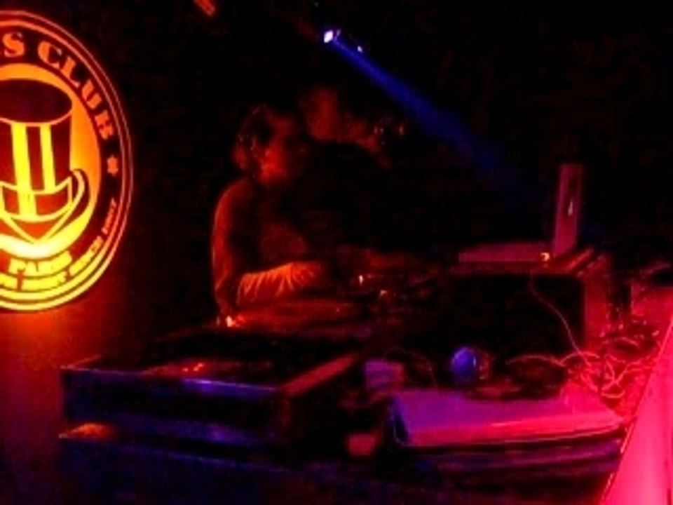 Dj mel_a @ gibus clubbbb big pimpin party 08:12:08