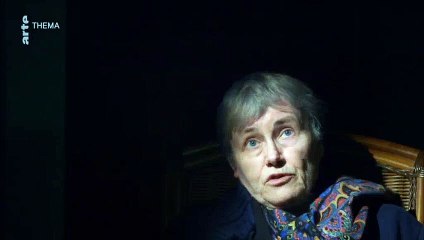 Abusée par des prêtres durant des années, une religieuse se souvent avec dégoût des détails de ce cauchemar - Vidéo