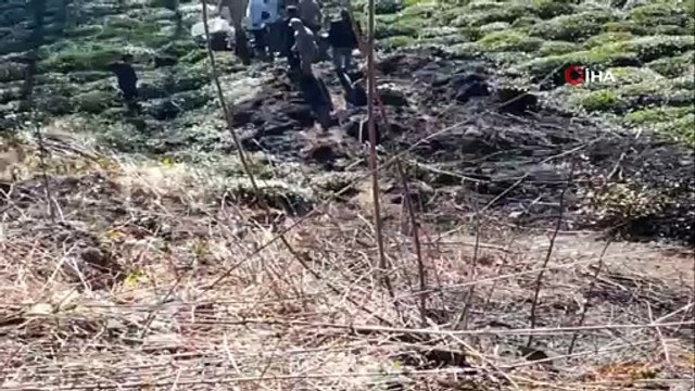 - Çay bahçesinde kendi yaktığı ateşte yanarak öldü