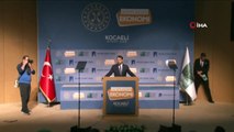 Hazine ve Maliye Bakanı Berat Albayrak:'Ağustos ayında ülkemizi hedef alan spekülatif finansal saldırılarla küresel piyasalarda ki dalgalanmalarla birlikte çok detaylı bir yol haritasını ortaya koyduğumuz yeni ekonomi programını devreye