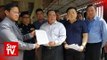 Negri Sembilan MCA hands over memorandum to reopen Mawar Haemodialysis Centre