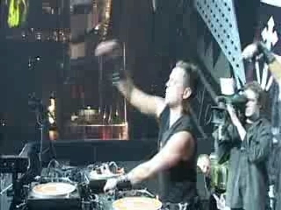 Dj Duro/Dj Zany/Lady Dana live Qlimax 04