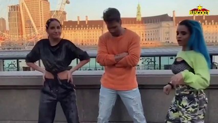 Dilbar Dilbar Girl Nora Fatehi's UNBELIEVABLE Belly Dance Challenge to Varun Dhawan In London