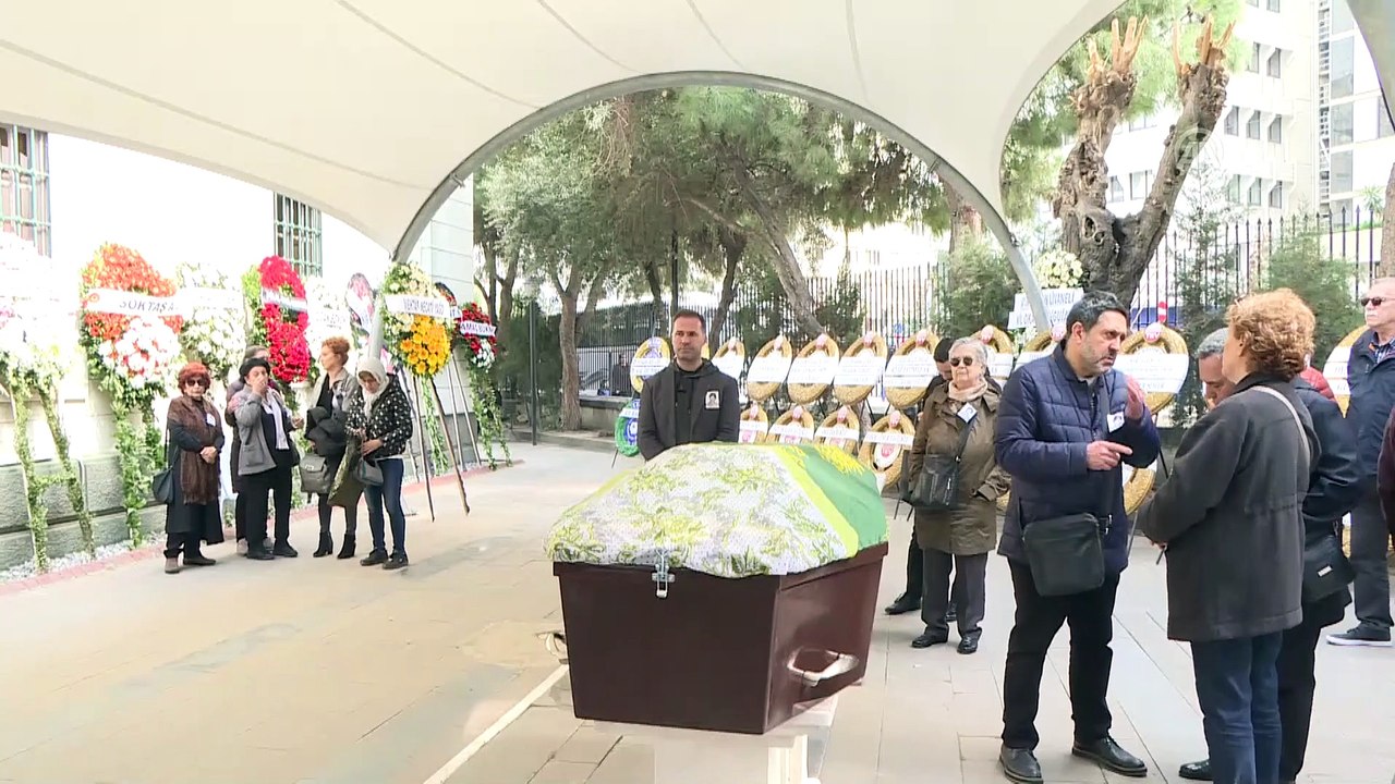 Sanatçı Zülfü Livaneli'nin acı günü - İZMİR