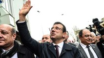 Ekrem İmamoğlu seçim çalışmalarını Beyoğlu'nda sürdürdü