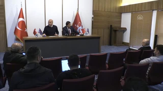 Trabzonspor Teknik Direktörü Ünal Karaman (2)