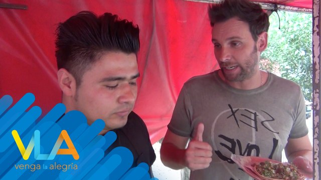 ¡Arrancamos la búsqueda del mejor taco de México! Pato se fue a visitar unos tacos de carnitas. ¿Qué calificación habrá recibido?