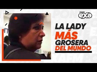 Surge #LadyCajero y está indignando a usuarios de redes sociales
