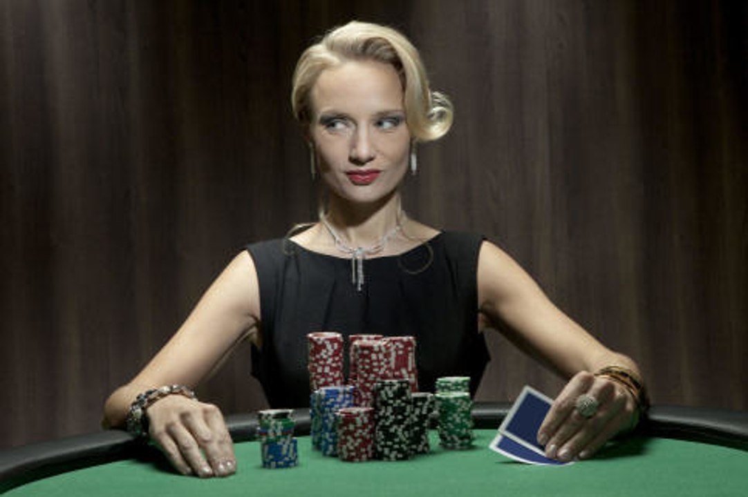 Wie blufft man beim Poker?