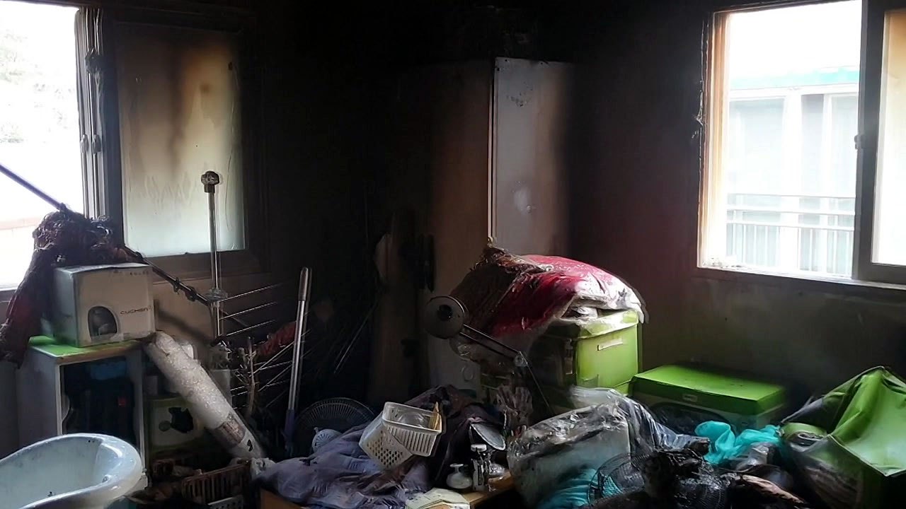 원룸 건물 화재...40대 여성 전신 화상 / YTN