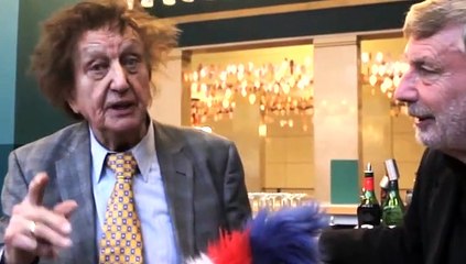 Bus Dedicated To Ken Dodd!