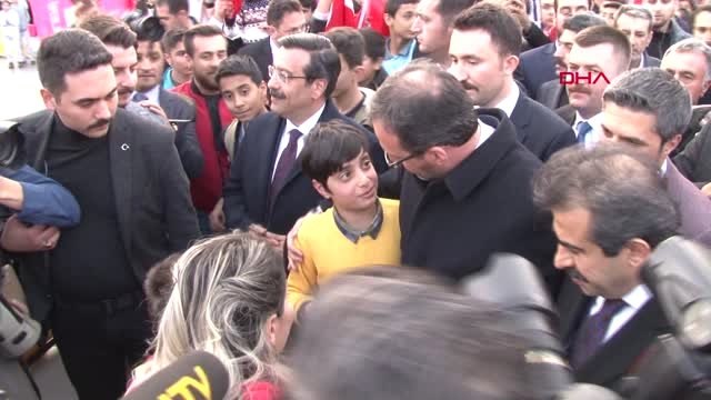 Diyarbakır Kasapoğlu: Bu Coğrafyayı Çamurla, Çukurla Yönetmeye Kalktılar