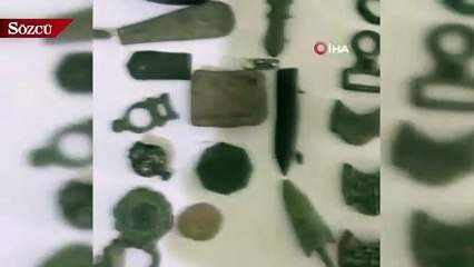 Berber dükkanında 306 parça tarihi eser ele geçirdi