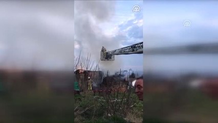 Silivri'de Ahşap Ev Yangını