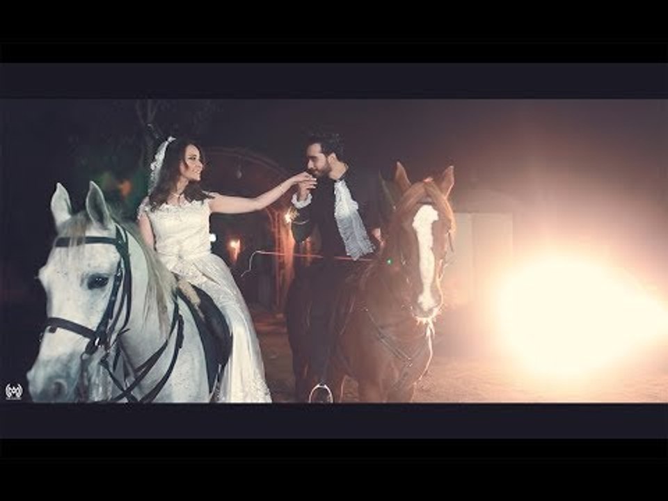 Mohamed Aamer  - اغرب دخول زفة في التاريخ لدخول عامر وسلمى الفرح
