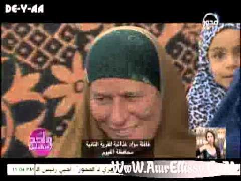 واحد من الناس قافلة مواد غذائية للقرية الثانية بالفيوم