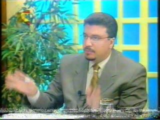 برنامج اختراق -  محمود الجوهري يهدد بالاعتزال اذا لم تعاد مباراة الجزائر مع المنتخب المصري