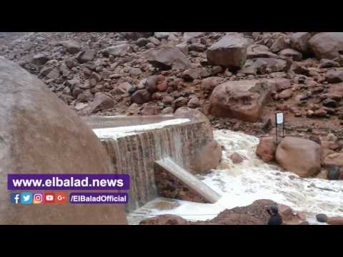 فرحة تغمر أهالي مدينة كاترين نتيجة تجمع ربع مليون متر مكعب مياه بالسدود وارتفاع منسوب المياه الجوفية