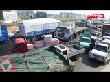 اتفرج | حادث مروع يتسبب في إغلاق طريق القاهرة - الإسكندرية الصحراوي